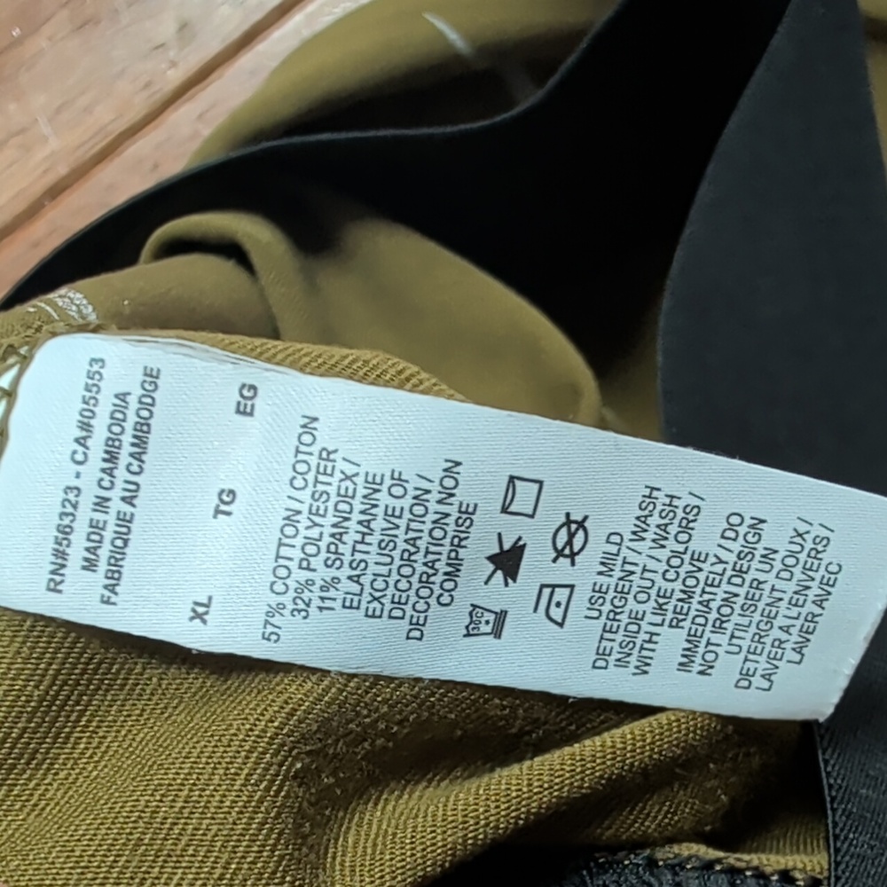 Nike Leg-A-See Allover Olive Green Leggings with White Swoosh Print - Picture 6 of 8